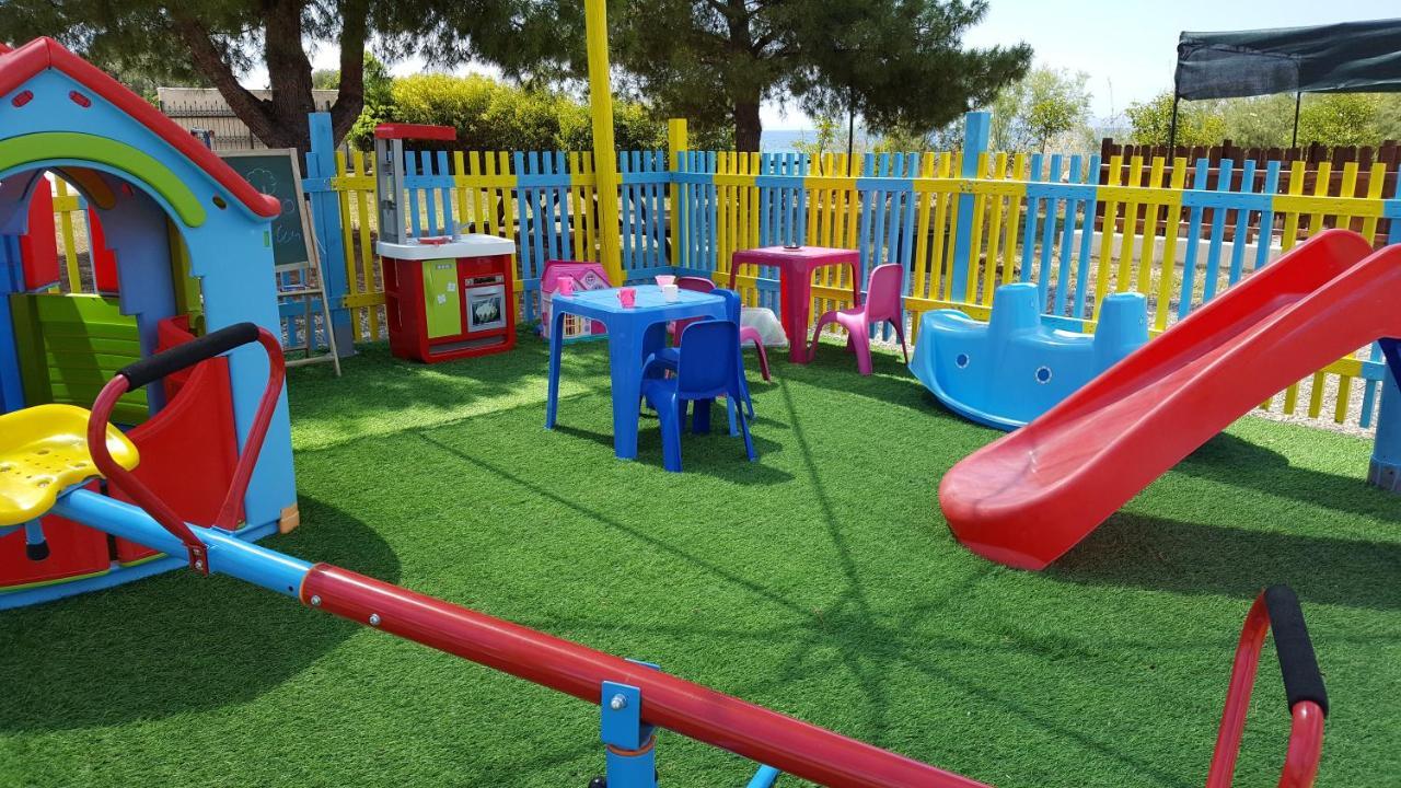 Monopetro Daire Metamorfosi  Dış mekan fotoğraf
