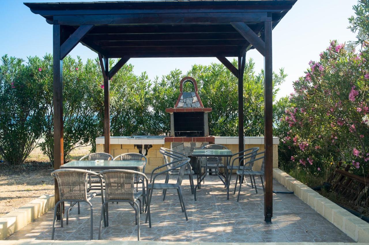 Monopetro Daire Metamorfosi  Dış mekan fotoğraf